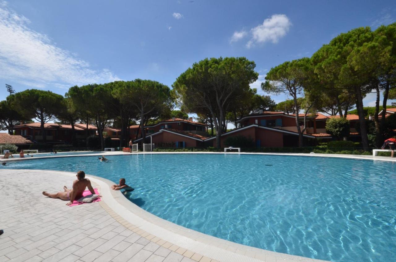 Villaggio Euro Residence Club Bibione Buitenkant foto