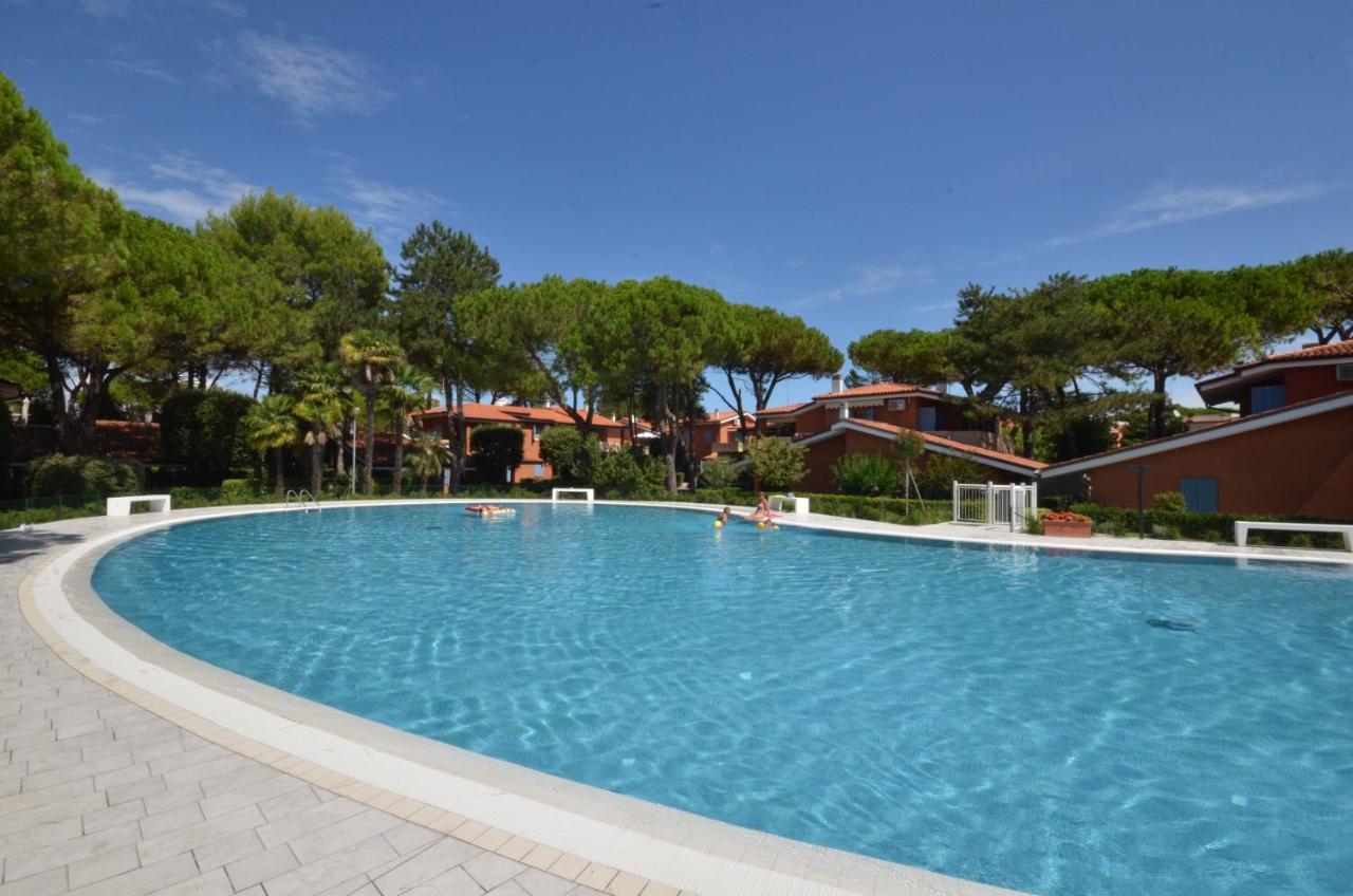 Villaggio Euro Residence Club Bibione Buitenkant foto