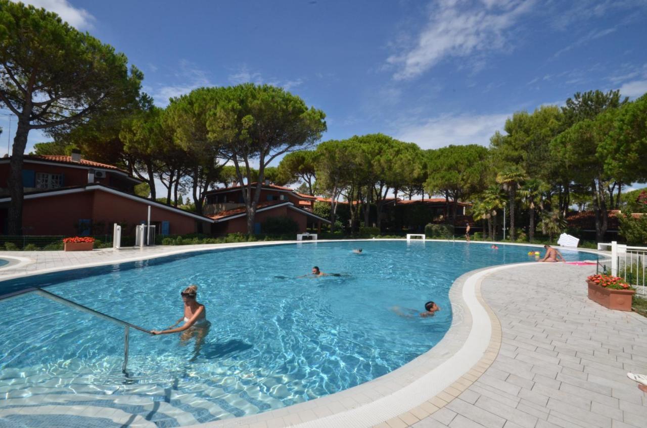 Villaggio Euro Residence Club Bibione Buitenkant foto